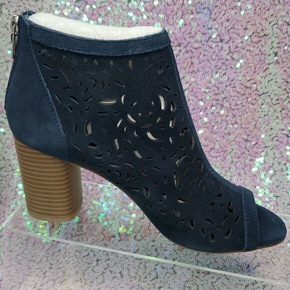 American Rag Glial Navy Suede  Leather Booties Size 5 M - Picture 5 of 13